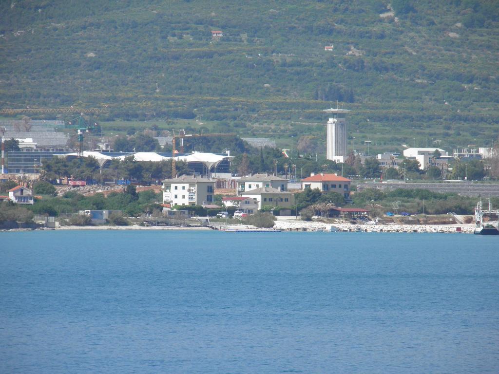 Apartment Adria Trogir Buitenkant foto