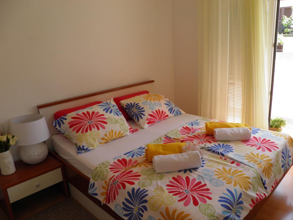 Apartment Adria Trogir Buitenkant foto