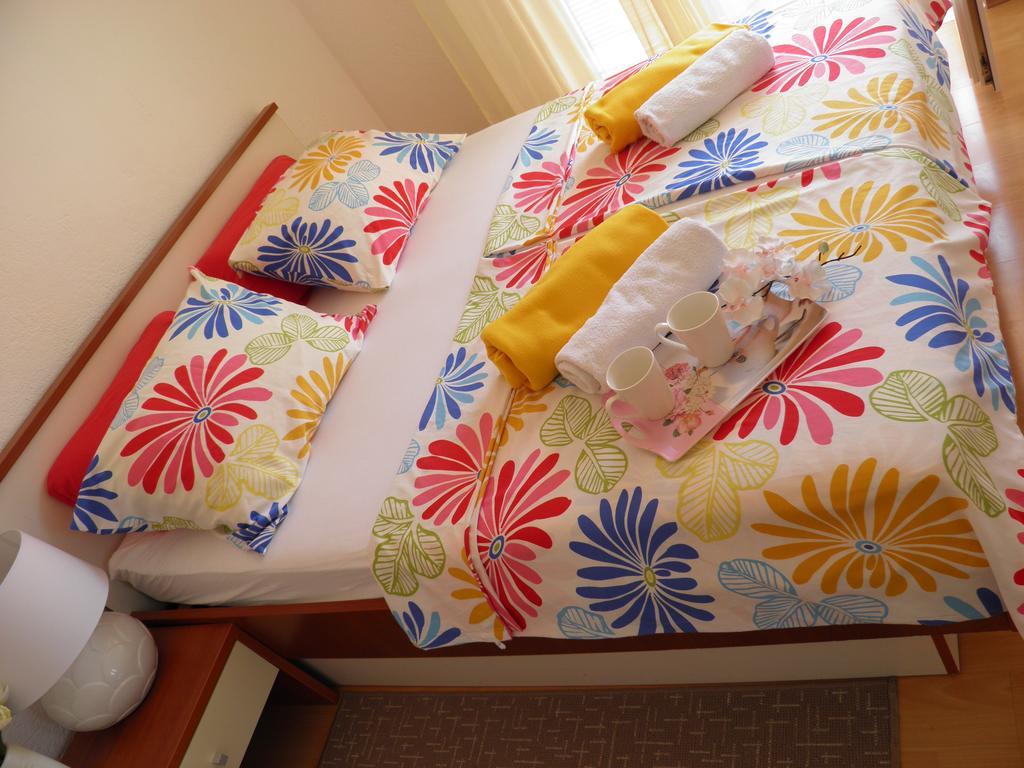 Apartment Adria Trogir Buitenkant foto